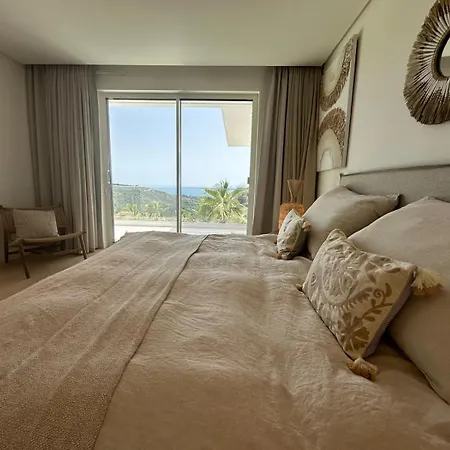 Luxurious 3 Beds, Palo Alto, * Marbella