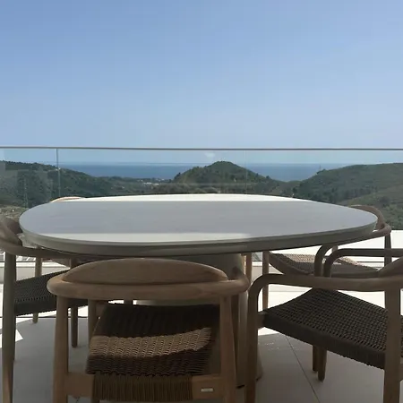 Apartment Luxurious 3 Beds, Palo Alto, Marbella
