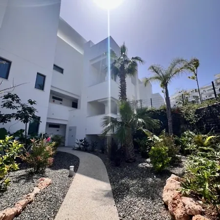 Luxurious 3 Beds, Palo Alto, Apartment