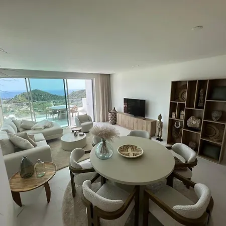 Luxurious 3 Beds, Palo Alto, Apartment *