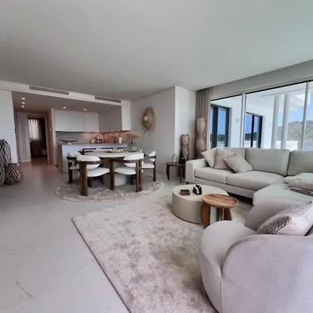 Luxurious 3 Beds, Palo Alto, Apartment